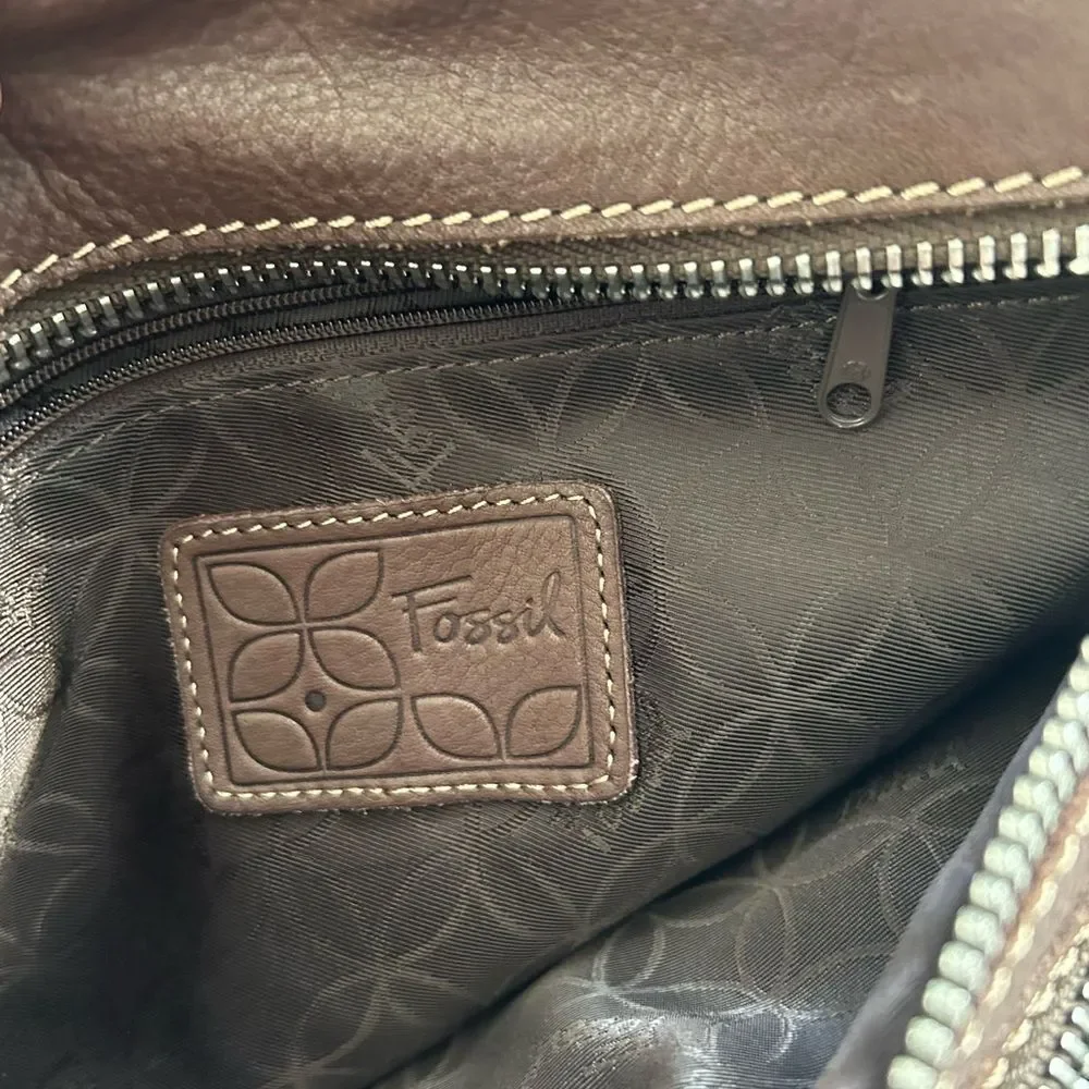 Fossil Vintage Sutter Brown Leather Shoulder Bag with Silver Accents Fossil Key